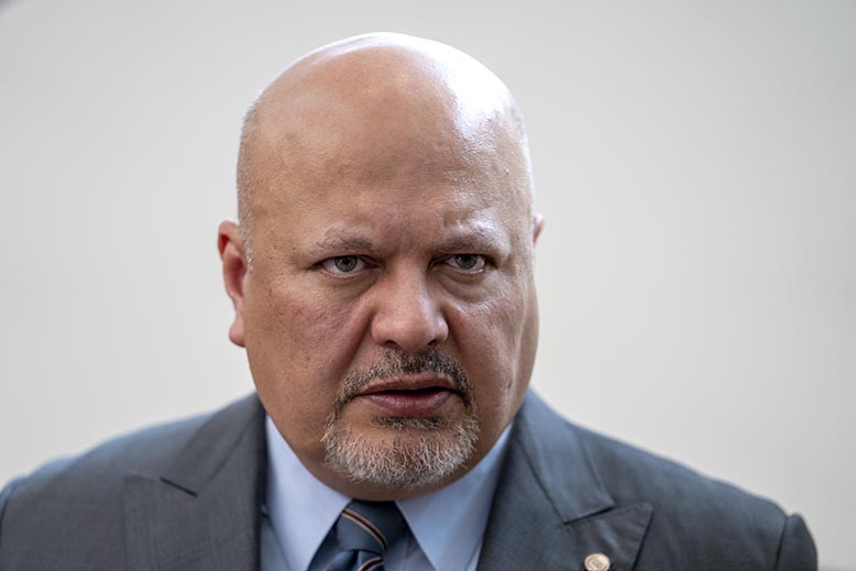 folkrätt-icc-khan.jpg