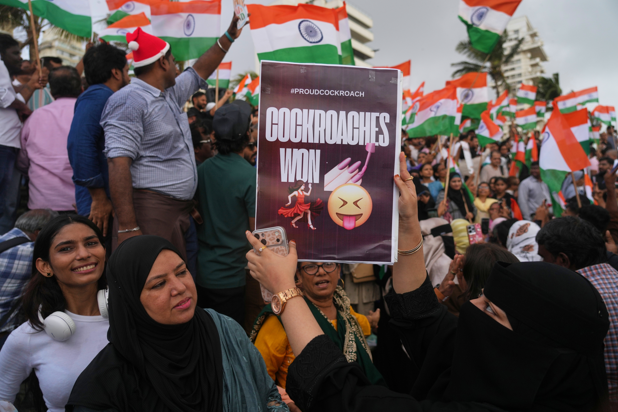 Kackerlacksrörelsen och Indiens framtid