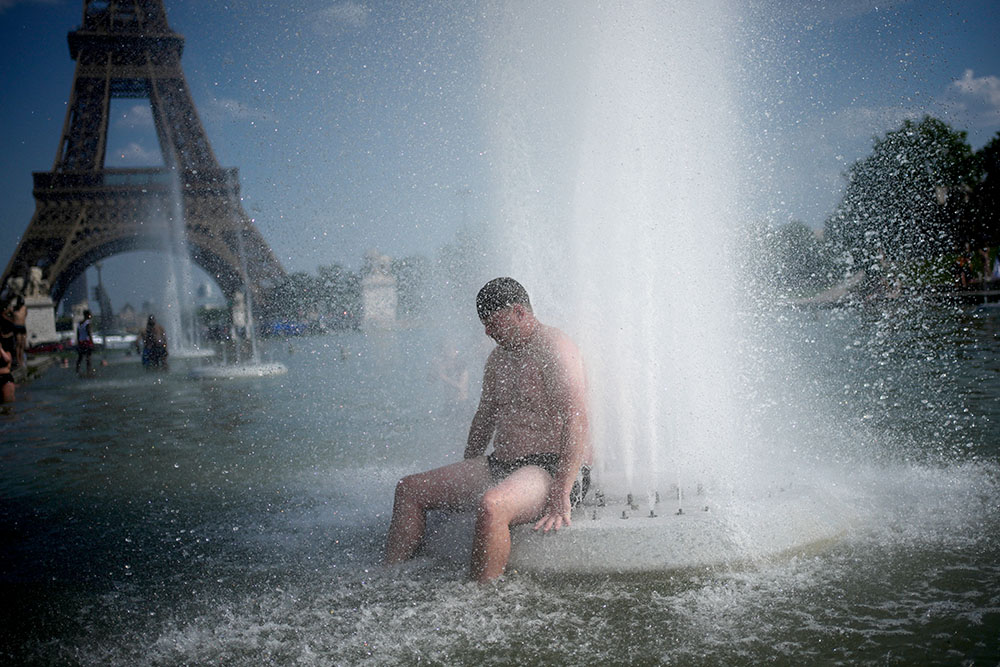 global justice v&auml;rme paris.jpg