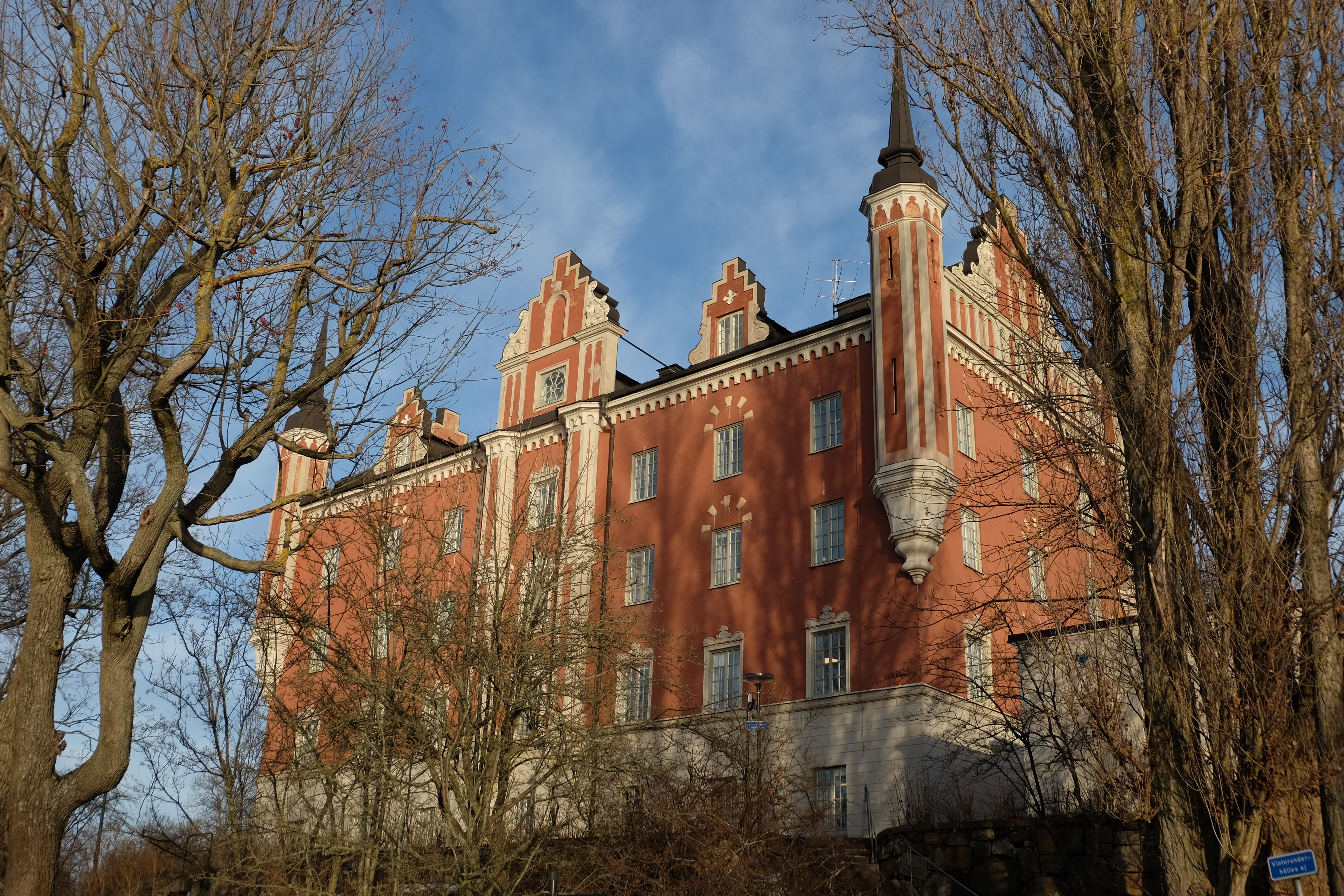 UI välkomnar två nya chefer och en ny forskningsledare