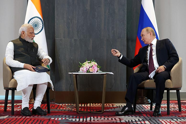 indien modi putin.jpg