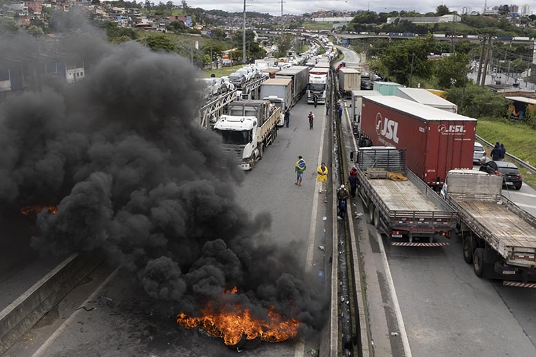 brasilien protest.jpg