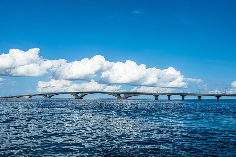 maldiverna bro.jpg