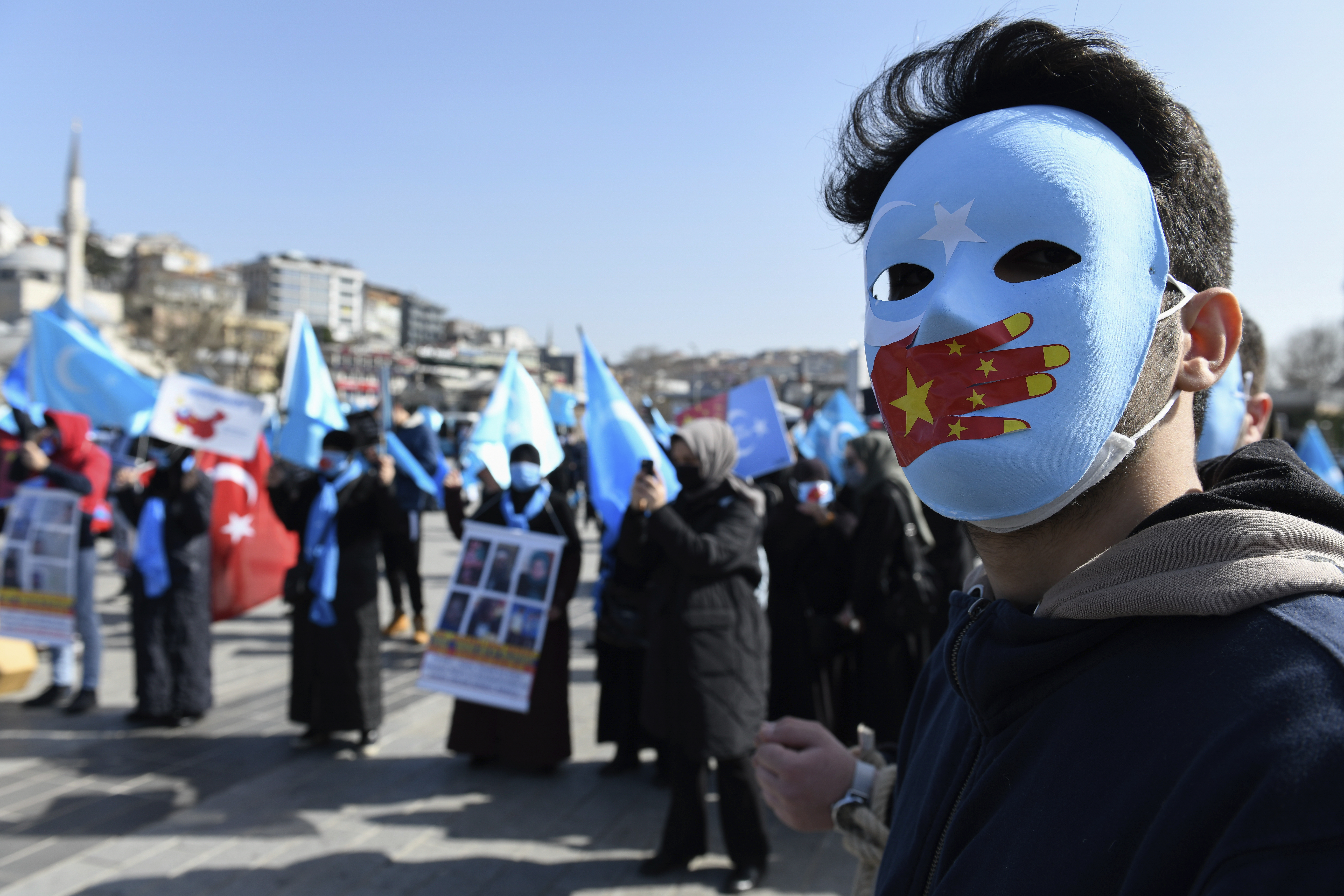 Kinas kontrollbehov – därför kuvas uigurerna i Kina