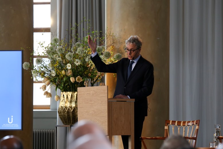 Symposium2.jpg