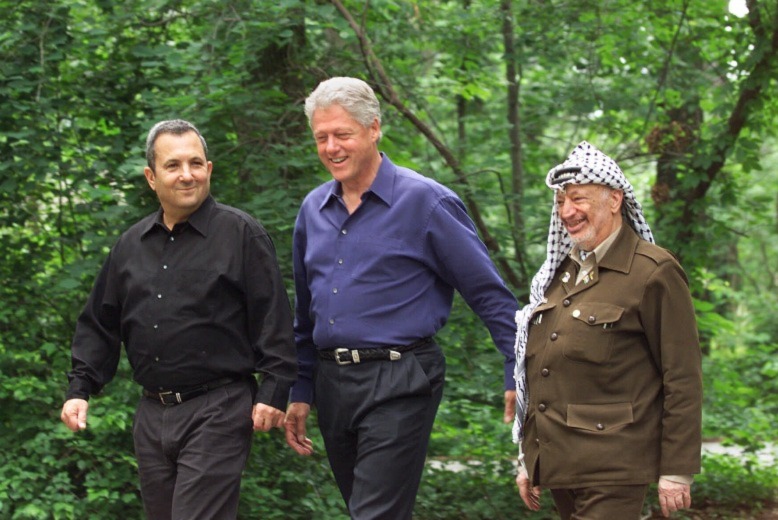 The Failed Peace Summit - Israelis and Palestinians at Camp David 2000