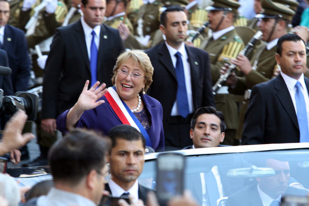 Korruption föder reformkrav i både Chile och Brasilien
