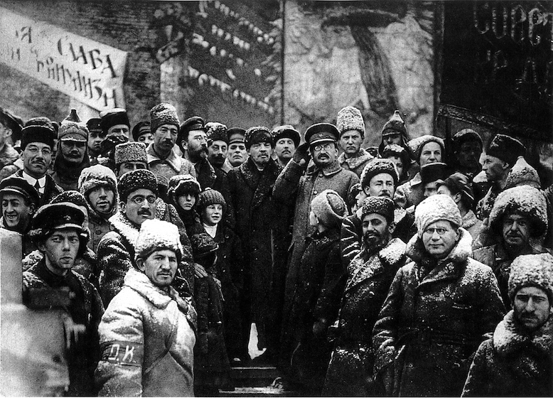 ryskarevolutionens tvårsdag