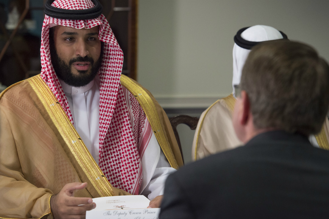 Saudisk försvarsminister söker Trumps stöd