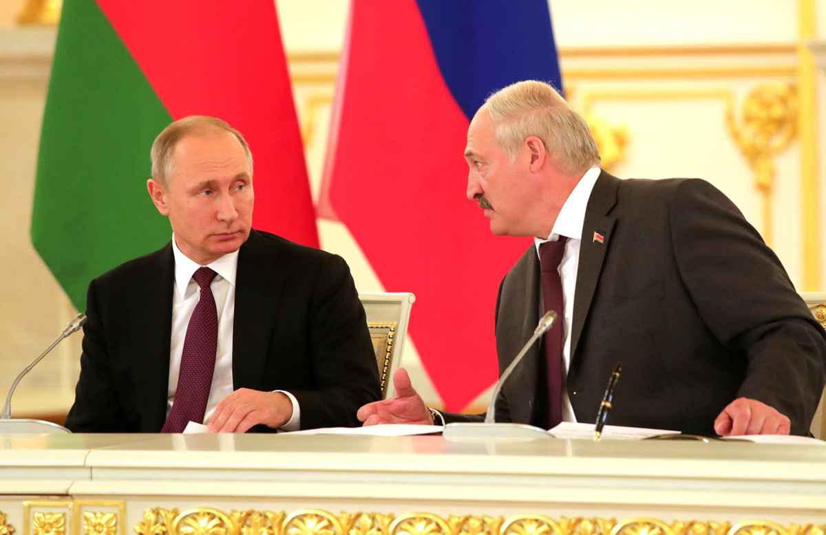 Belarus wary of increasingly authoritarian Russia