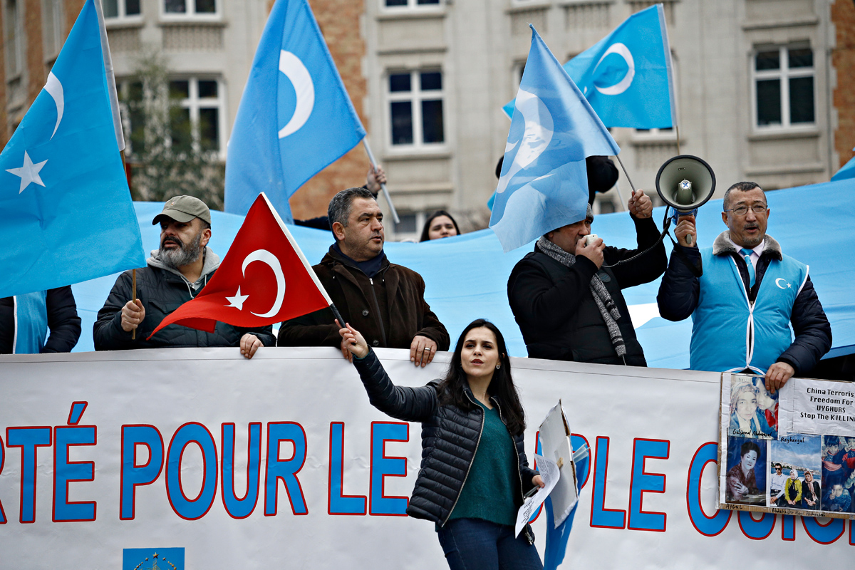 Uigurerna stötesten i turkisk-kinesiska relationer
