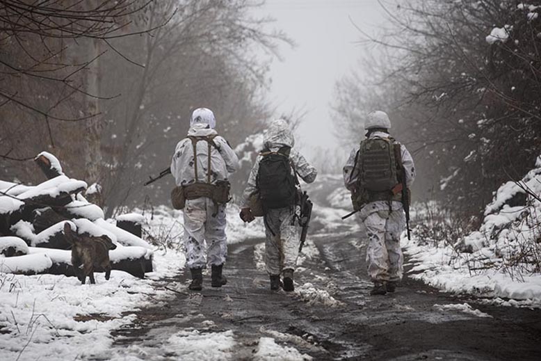 Ukrainsk soldatpatrull. Foto: AP/TT
