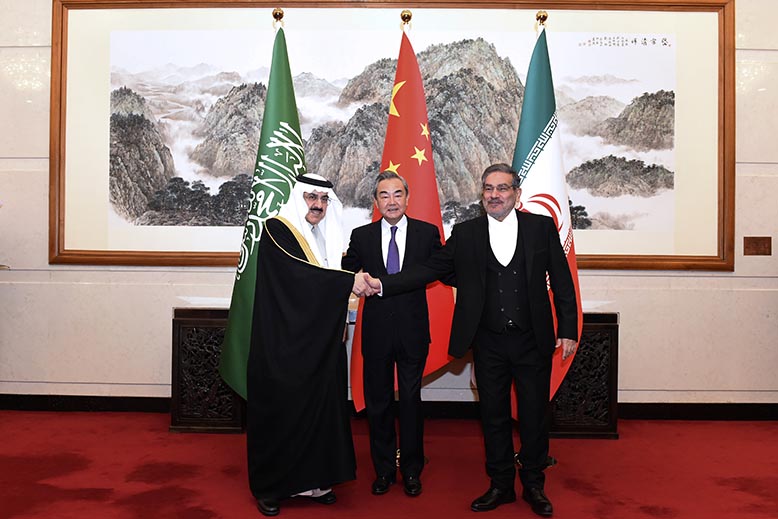 Kina i Mellanösterns mitt. Foto: Nya Kina/AP/TT