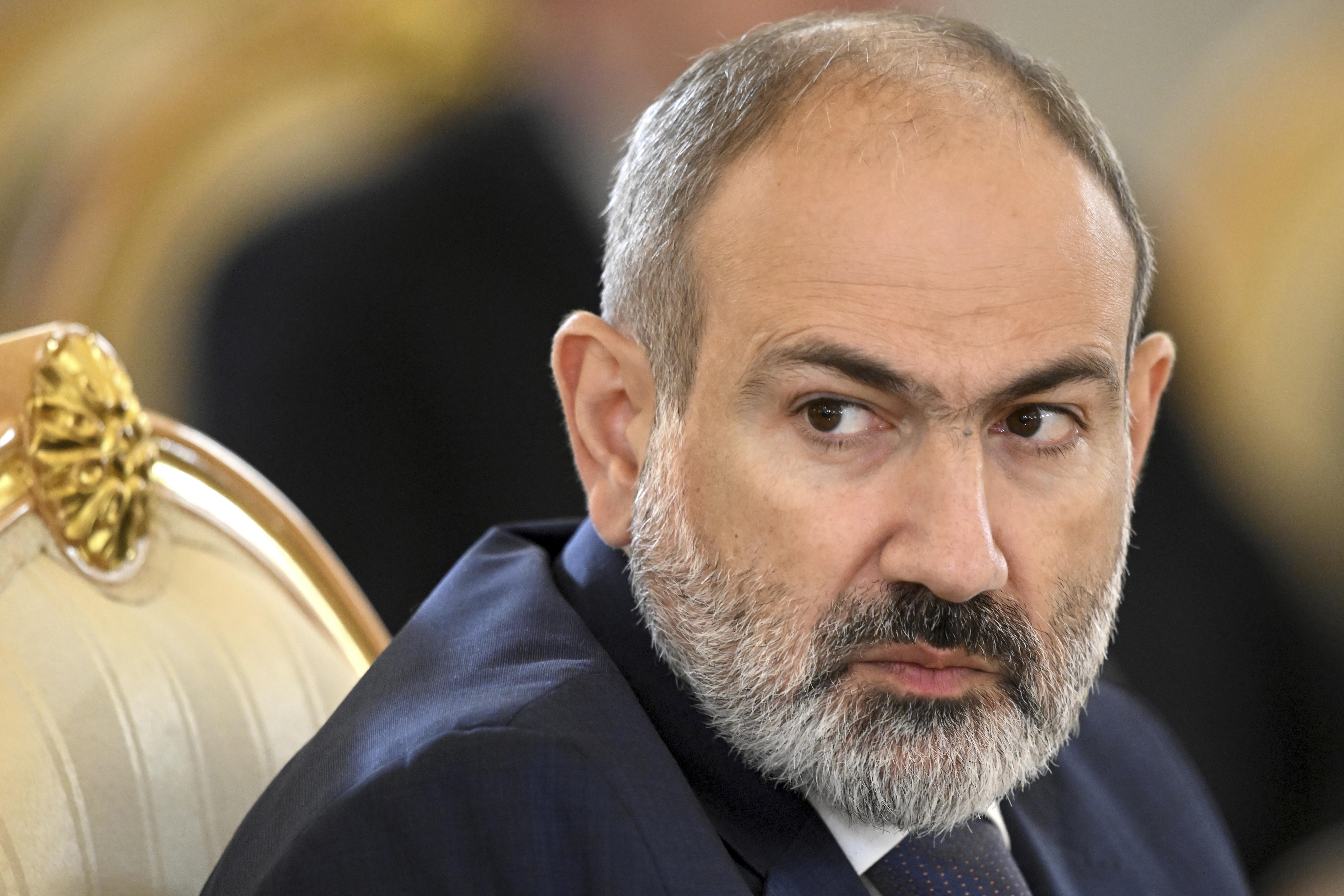 Armenien-Karabach Pashinyan.jpg