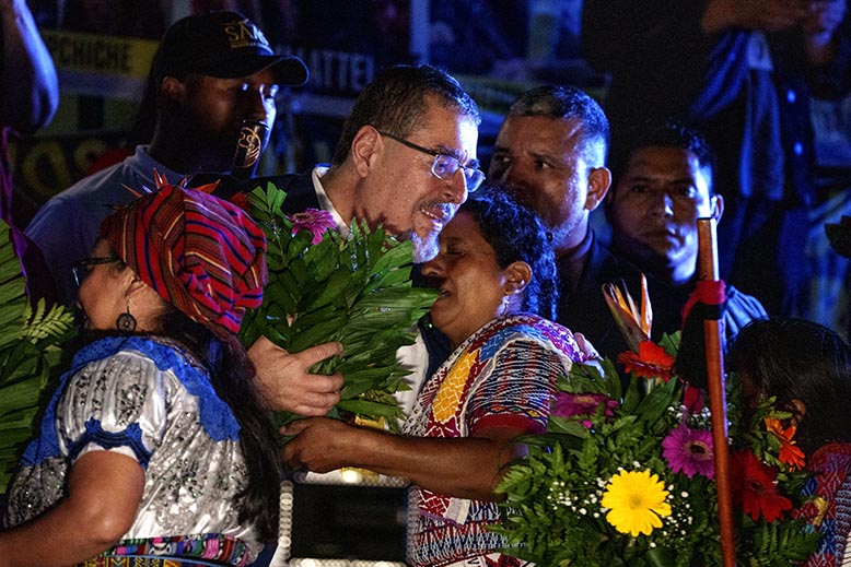Guatemalas tillträdande president Bernardo Arévalo. Foto: Moises Castillo/AP/TT