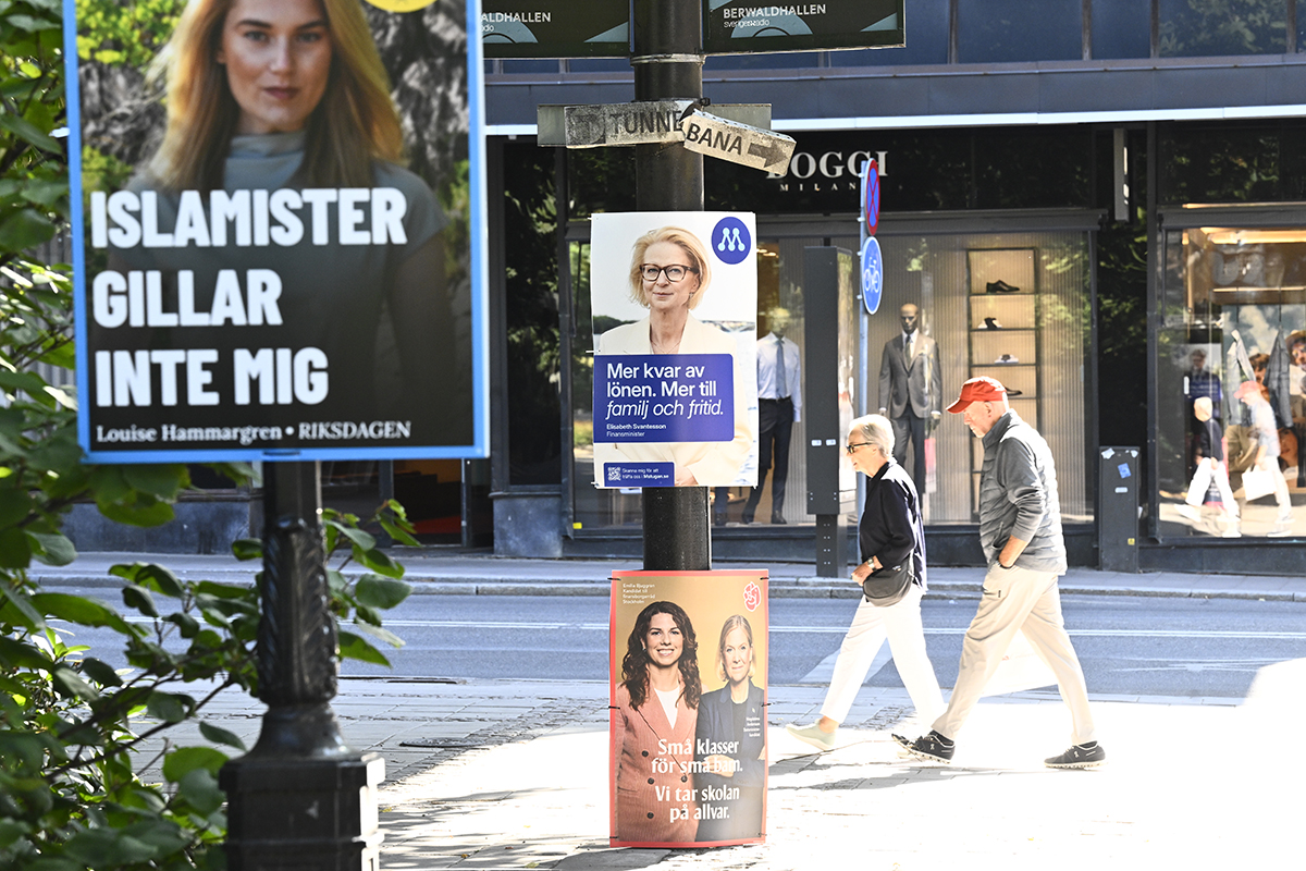 Ingen utrikespolitik på valaffischerna, men det finns skillnader både mellan och inom blocken. Foto: TT