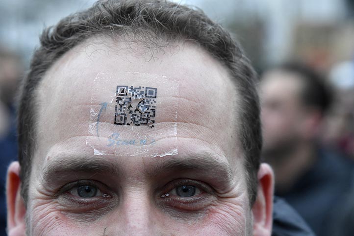 Blir QR-pass kvar i någon form? Foto: AP/TT